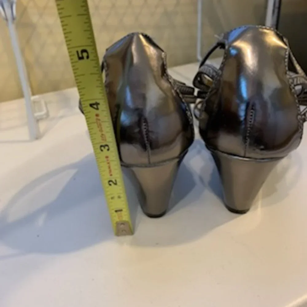 New York Transit Pewter Adorned Wedged